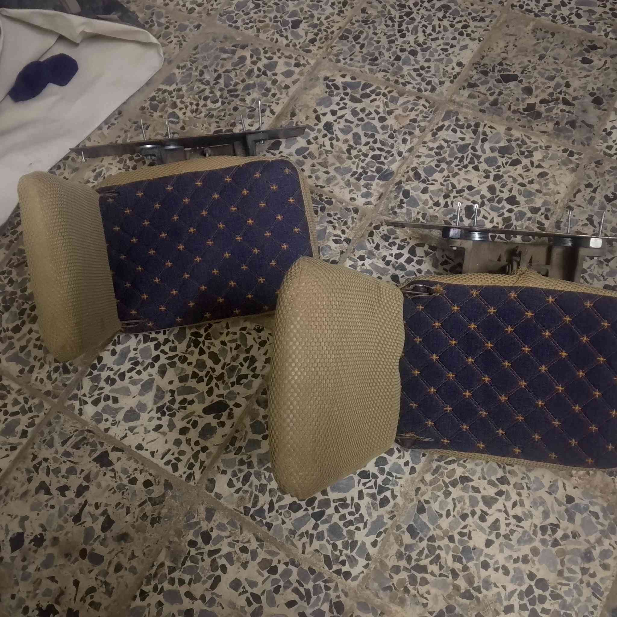 سلام عليكم قلابيات جدد مدوشماته وكاملاته مكاني محموديه العسر ٢٢٥ وبيهن مجال قليل ‏‪***********‬‏
