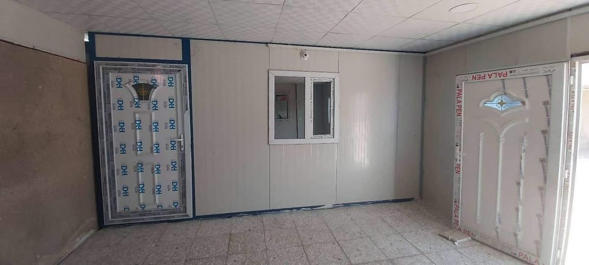 شركة وسام لسندويش بناء البيوت والمحلات التجارية والغرف مع الباب والشباك سعر المتر المربع 30الف كرست وعمل الرقم ***********
