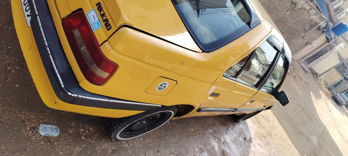 بيجو أكد موديل 16  رقم بغداد انگليزي
سنويه لل٢٩ السياره بكربلاء وراعيها بكربلاء 
بيها  طخه يم القفل مال الجنطه 
زنون كهربائيات كلها شغاله
كير ومكينة مكفولات صار اسبوعين  شديتهن
صدر امامي خلفي كله جديد تدفئه تبريد 
عينة وصينة جديدة
تبريد شغال منظومه جديده 
كهربائيات كلها شغالة
غرفتها جديدة وبلادية
شرط التحويل مكاتبة مرورية
السعر ٤٣ملاحظه  راسلني واتساب 
***********  هذا بي واتساب أو تصال
***********
