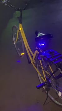 بناتي ٢٠ • مبدل • ليموني