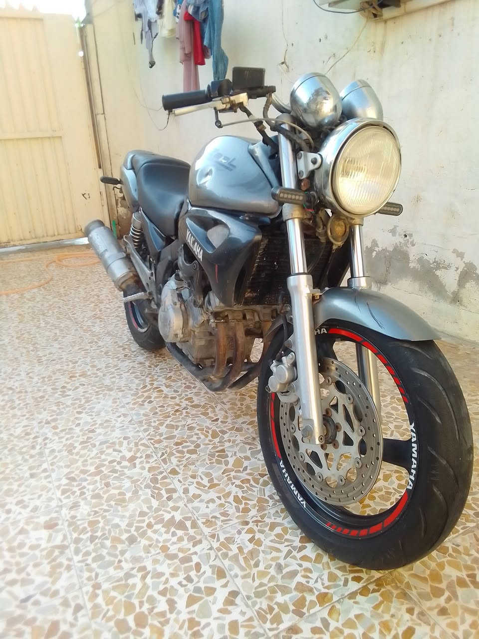 بطح للبيع معمر اول مره يعني جديد مناقصو برغي سعر ٨٠٠ وبي مجال غير متواجد ع فيس بوك ***********
