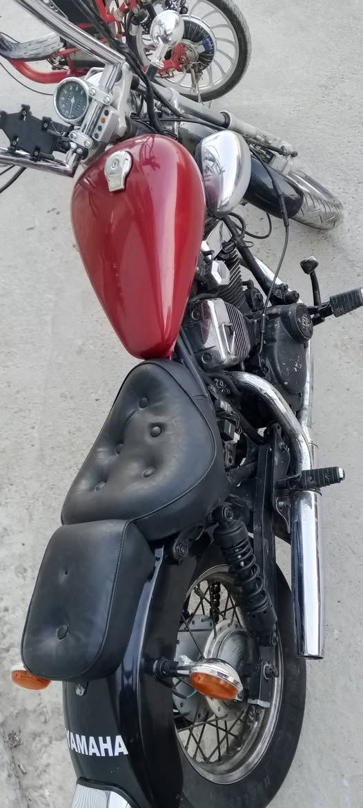 هارلي فيراكو 250سيسي
السعر 8ورقات بدون اوراق بس مكاتبه 
***********
