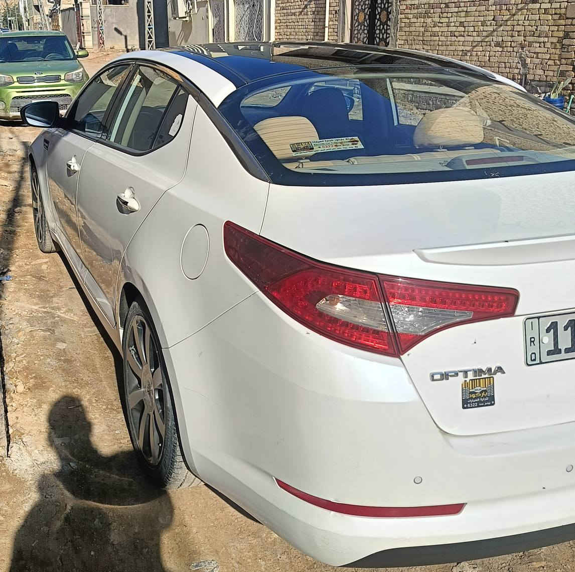كيا اوبتما 2013 فول مواصفات رقم بغداد محرك 2000 غير مفتوح بصمة  السيارة بيها مكانين بارد فقط  والموصفات موضحة بالمنشور السيارة مدوشمة والارضية أيضا 
للاستفسار المراسلة على الخاص او الواتس اب او الاتصال  مكاني ديوانية المركز  
***********
*********** ديوانية, القادسية
