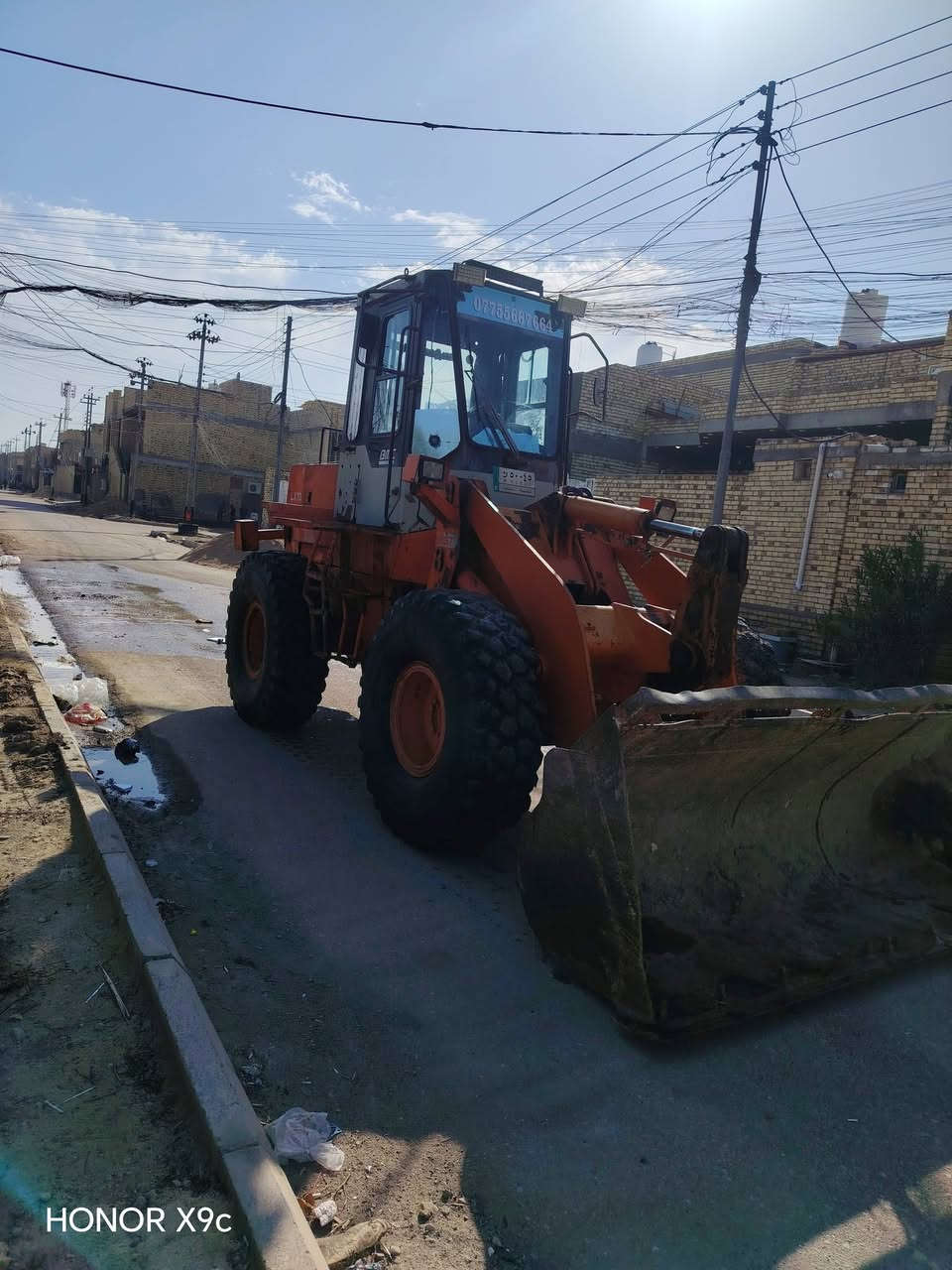 سلام عليكم للبيع شفل هيتاشي موديل 99
سعر 135لا لسفسار  ***********
