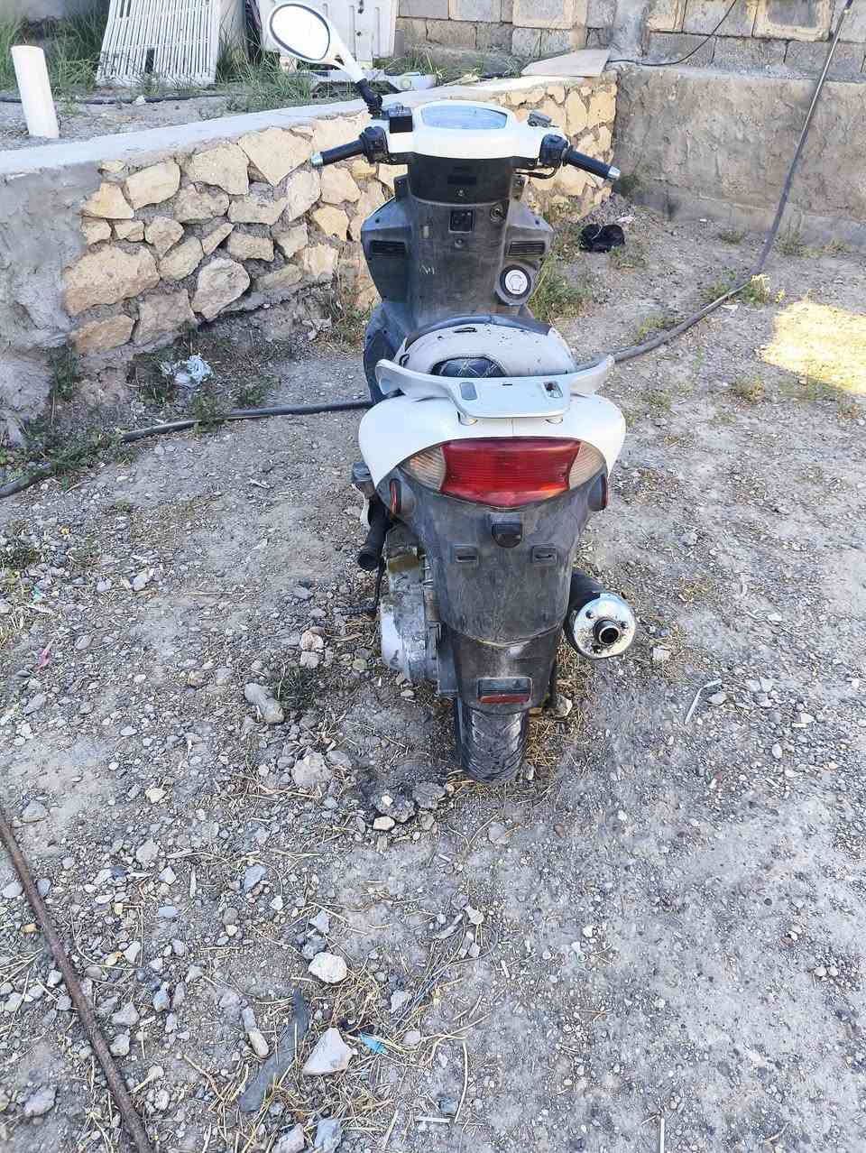 كايمكو شقال كهربائيات شقاله راديتر  السعر 200وبيه مجال مكانه البذياب الاتصال ***********
