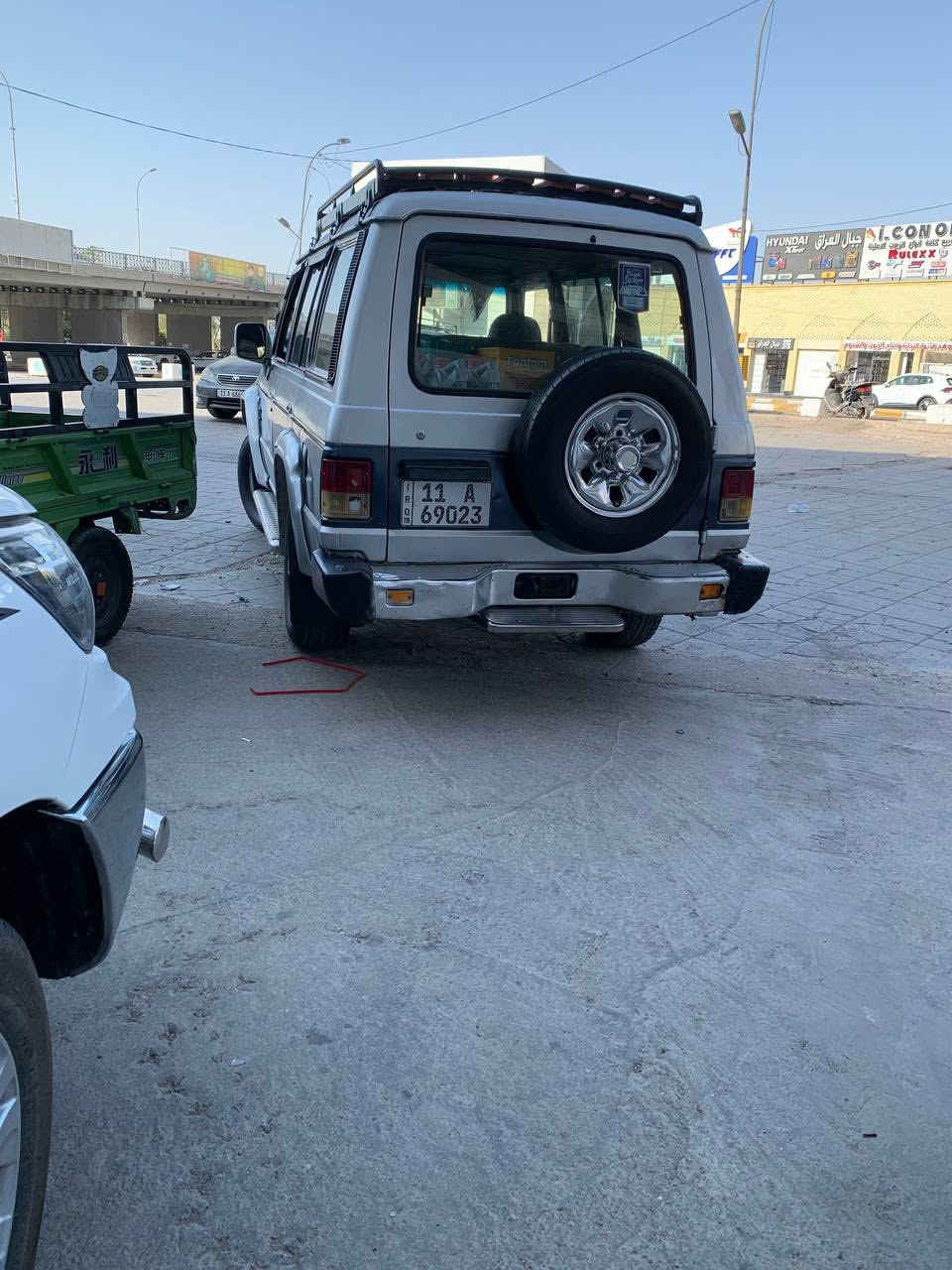السلام عليكم سياره كالوبر للبيع مديل 1993  
مكينه ففتي اربعه دسك بريك تخم كشنات  2000 تبريدها بي نقص بسمي تحويل ثاني يوم رقم الهاتف ***********  العنوان بغداد بوب الشام السعر 53 وبيها مجال 🤎!
