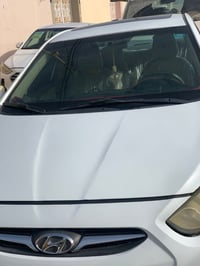 هيونداي اكسنت • ٢٠١٥ • ٣٠٠٠٠ كم
