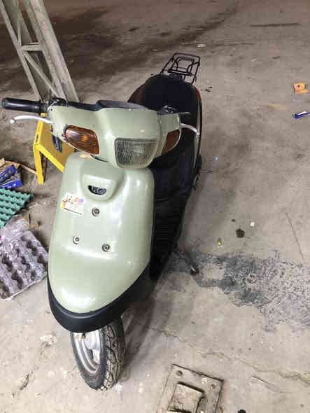 للبيع اومراوس بطة دراجة هندر واحد نكرة لايت بكلايت شغال تايرات جدد شادلهة مكينة تخبل بدون صوت لااكسل ولاشي سعرهة 200 مجالهة بسيط للشراي نقصهة فقط باتري سلف مكفول شاصي بدون لحيم 
عنوان المسيب سدة الهندية قرب مفرك الفراشة ***********شعندك مراوس نزل وتدلل
