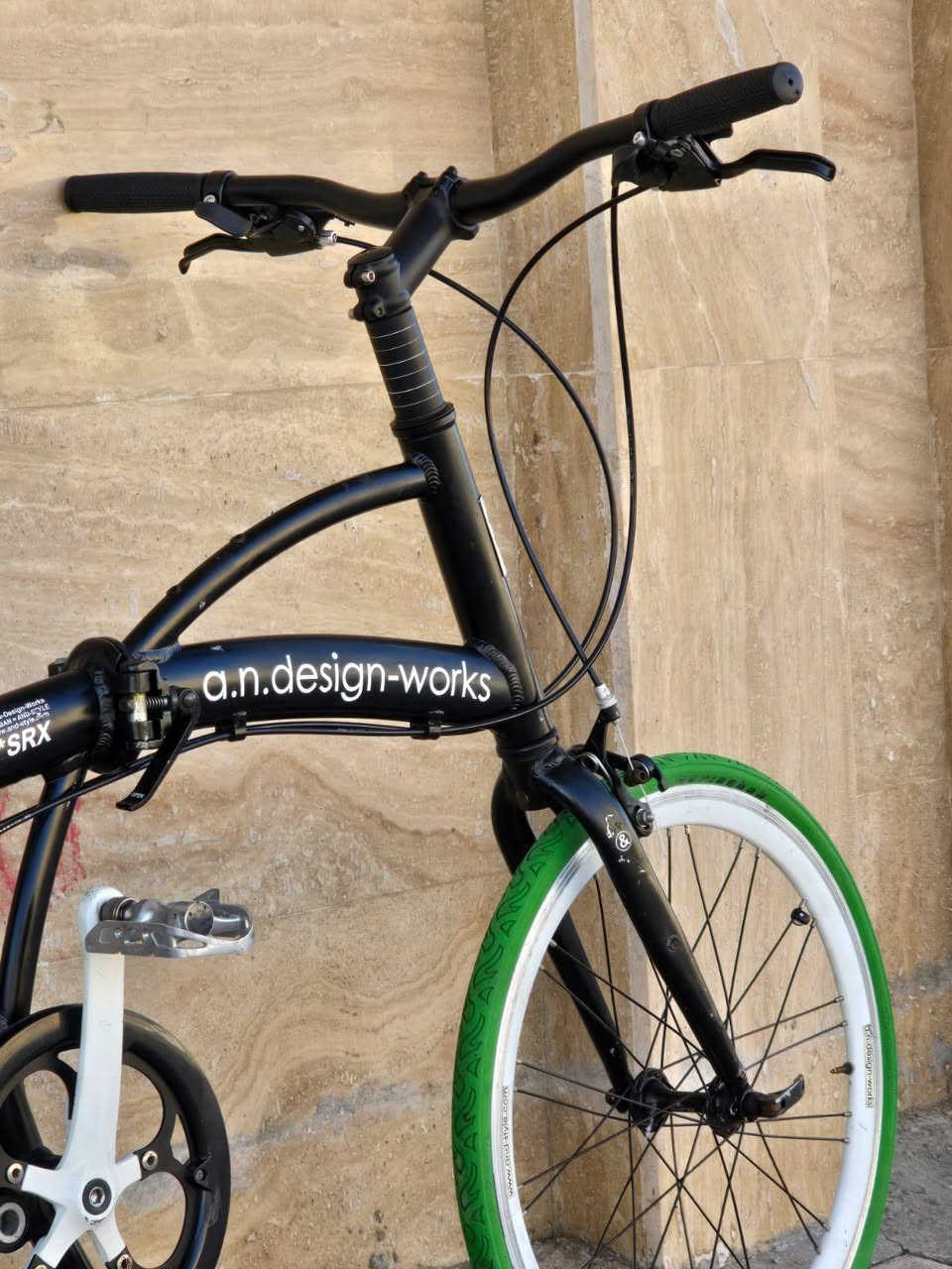 السلام عليكم ورحمة الله وبركاته
🚲 دراجة هوائية للبيع 
نوع يطبك 
الحجم 20
بالة أصلية
معدن ألمنيوم
نظافة 90%
شرط الفحص
العنوان: كربلاء – طويريج
توصيل لجميع المحافظات
رقم الهاتف: ***********
