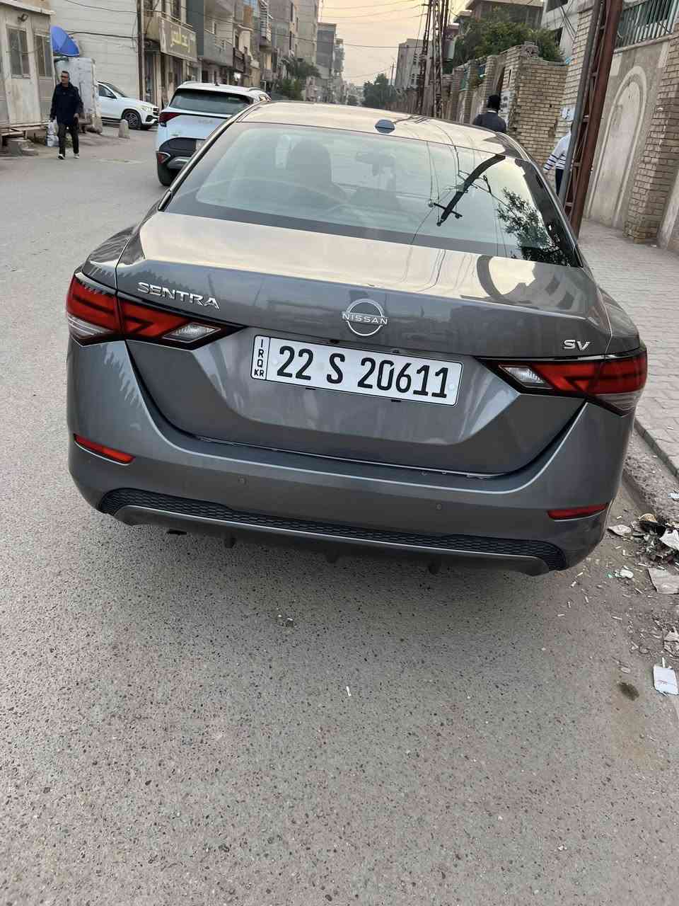 سلام عليك للبيع نيسان سنتره موديل 24سياره جديده جدا حادثه قطعه واحد تبديل جاملغ الأمامي فقط مكان السياره بغداد حي جامعه سعر 160
***********
