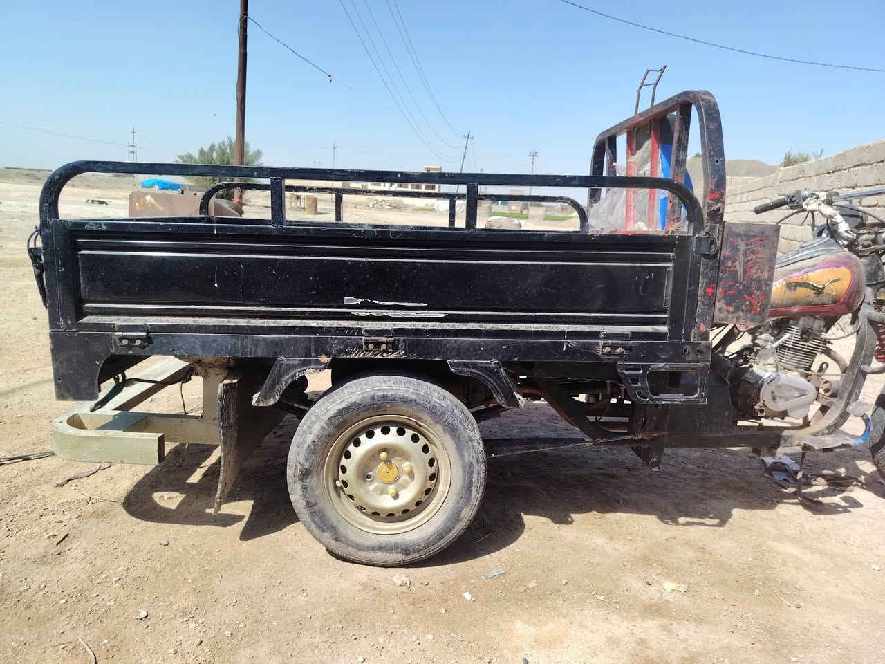 ستوته جمره للبيع موديل 13 رقم وسنويه شاصي مكفول بدي جديد محرك 24 مفتوح مكان سماوه وركاء الاستفسار ***********
