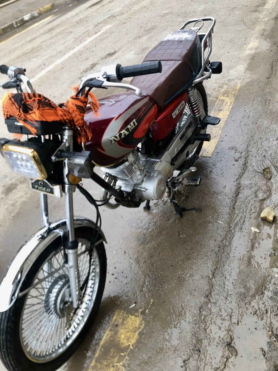 تايكر للبيع موديل 22 كفاله عامه نضافه 100/100 كهربائيات كله شغاله ما بيه شي ما يشتغل وماعايزه اي شي لا تكلي اريد ترتيب كفاله اعامه اوراق اصولي محرك ما مفتوح بعد بلاد سعر 550ومجاله قليل مكاني صويره ***********
