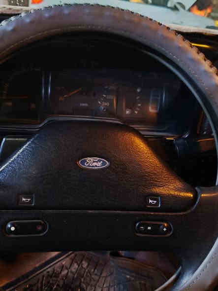 فورت سكوربيو موديل1991
محرك وكير شرط تبريد والتدفئة شرط سنويه جديده والهزة جديد سيارة جاهزة ماتصرف عليه ربع ورقم دولي ابسمي الكجالوكالهيات و الوايرمينة كلها شغالة 
شرط وتحويل امسجلة على كابون
سياره نضيف ترايك بغداد السعر 35
وبي مجال ***********
*********** واتساب
