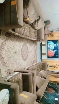 تخم تركي  ماركه دلال يصبح سرير ومخزن عشر مقاعد للبيع المكان الشرطه الخ...