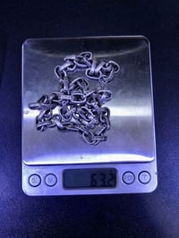 زنجيل واسوار وزن الزنجيل ابين بل صورة وزنة  والسوار الوزن ٢٩ ونص سعر ا...