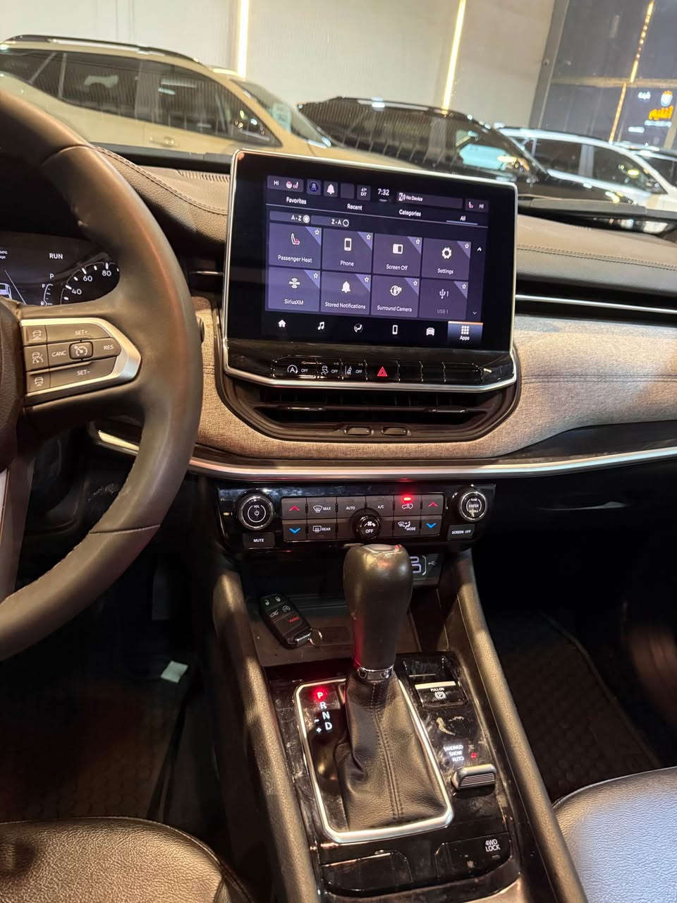 جئب كومپاس موديل ٢٠٢٣ فول موا سه فات بوند چاملغ. چاملغي پشتي بؤياغه بئ ژورئ ئر باك سيسته مه سحري١٥٥.   *********** أربيل, العراق
