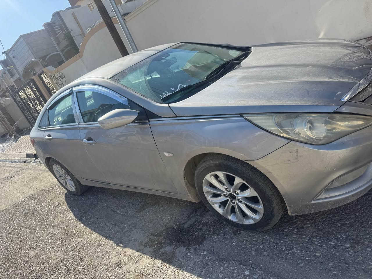 هونداي سوناتي موديل 2010.    سنوي جديد 2029شهر 4  شرط واكاله. البع الستفسار خابر هاي رقم. *********** كركوك, العراق
