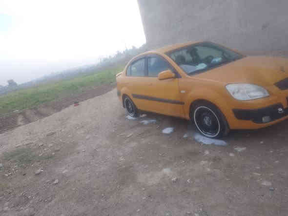 السلام عليكم كيا ريو 2007 كربون بنزين   فيها ضربه من جده  محرك محركه بي اثر نفخ 
هيئه صفر 
غرامه صفر 
السعر 80
وبيها مجال
***********
