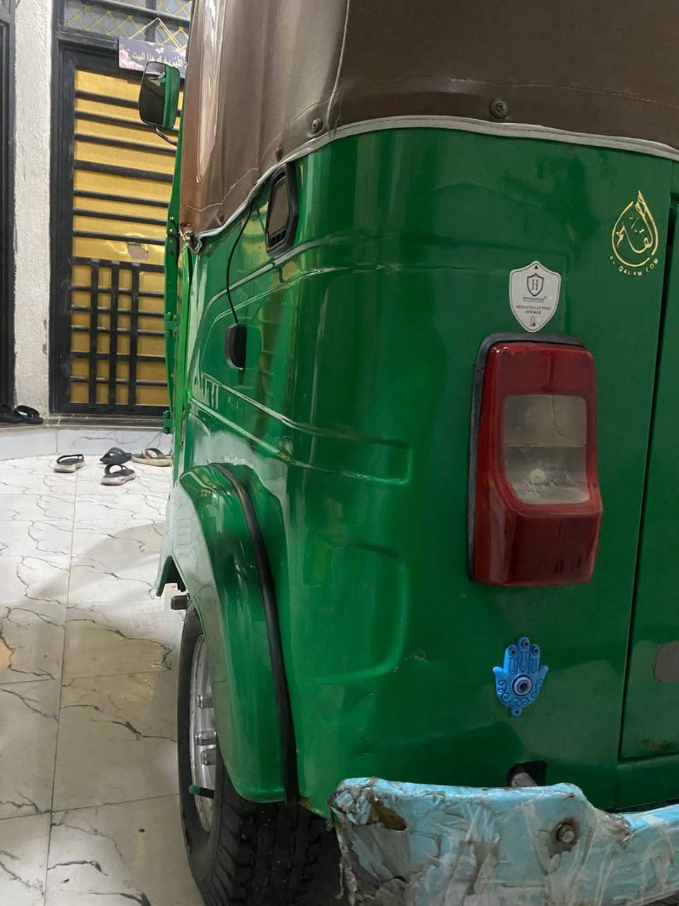 السلام عليكم تكتك 2022/11/ مضلع  تكتك بيه لغدين معمارت تعمير كفاله رقم وسنويه بسمي المكينه مامفتوح بيه برغي ولا كلجات مكان بصره قبلة حي شهداء /***********
