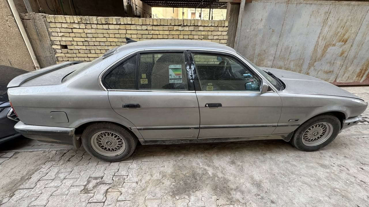 بي ام 535 رقم انبار شرط التحويل غرفتها نضيفة الكير بي نضوح البك ثكيل ابيع واقع حال مكاني كربلاء سعر 35 وبيها مجال
***********
