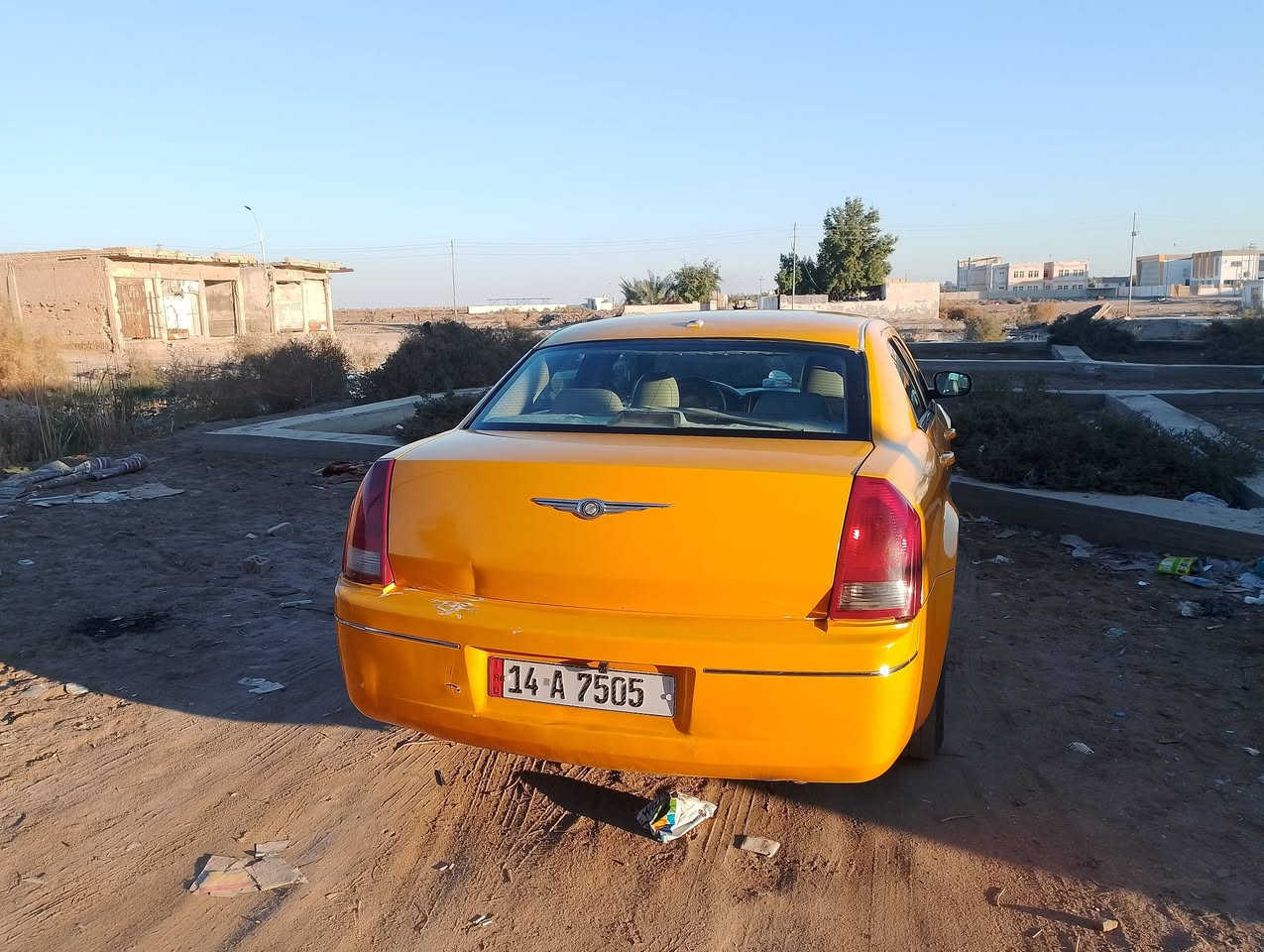 السلام عليكم سياره 7--9بيهه تصليح بلتكمه جهة اليمين المكينه بيهه تبخير من الصونده لاصالنصه ولا تنقيص السعر 70وبيهه حك الجيه ***********المكان سوك الشيوخ
