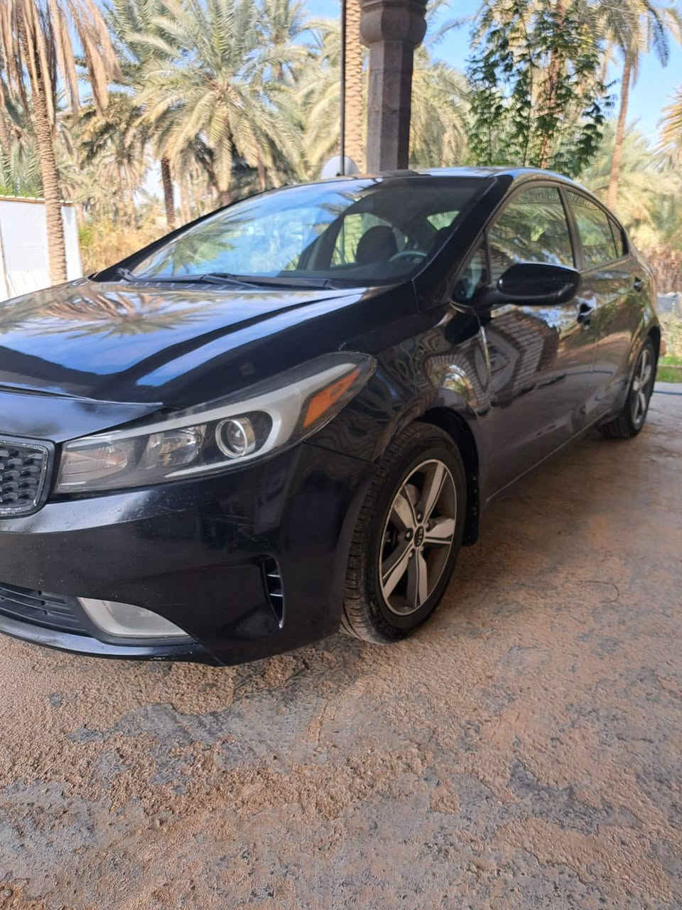 سلام عليكم
من رخصة الآدمن 

كيا فورتي 2018 وارد امريكي 

رقم بغداد بأسمي تحويل مباشر 

مكينة 2000 دووش

حادث السيارة چاملغ وحاجب البنيد بدون دواخل 

🔴 فول عدى الفتحة والبصمة 🔴 

السعر 115 وبيهه مجال بسيط 

مكان السيارة كربلاء الحسينية 

للأستفسار ***********
