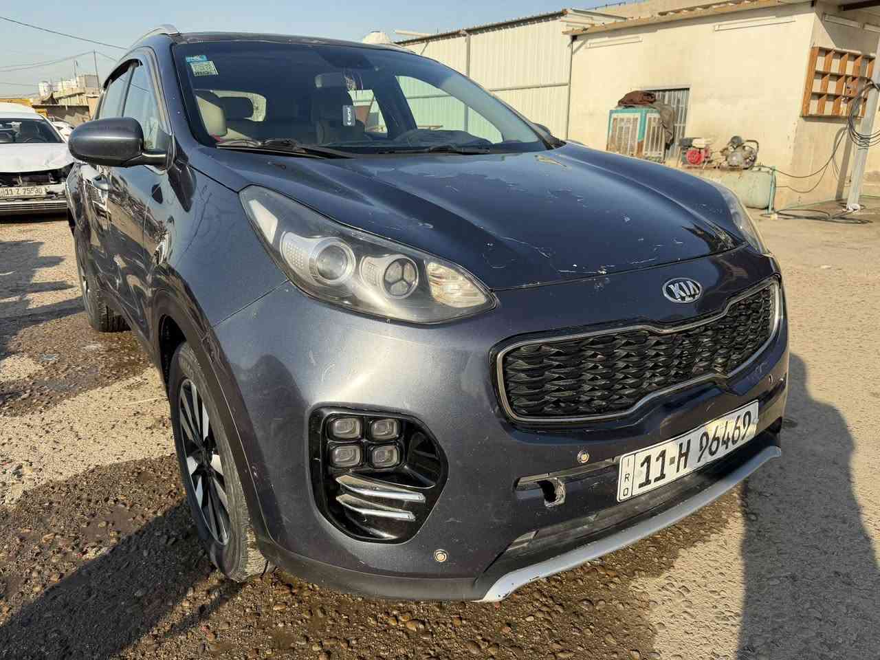 السلام عليكم سبورتج 2017 رقم بغداد صبغ عام شرط الفحص بدون كلبه او جفيه السعر 110
العنوان بغداد الدوره 

‭0773 269 7220‬
