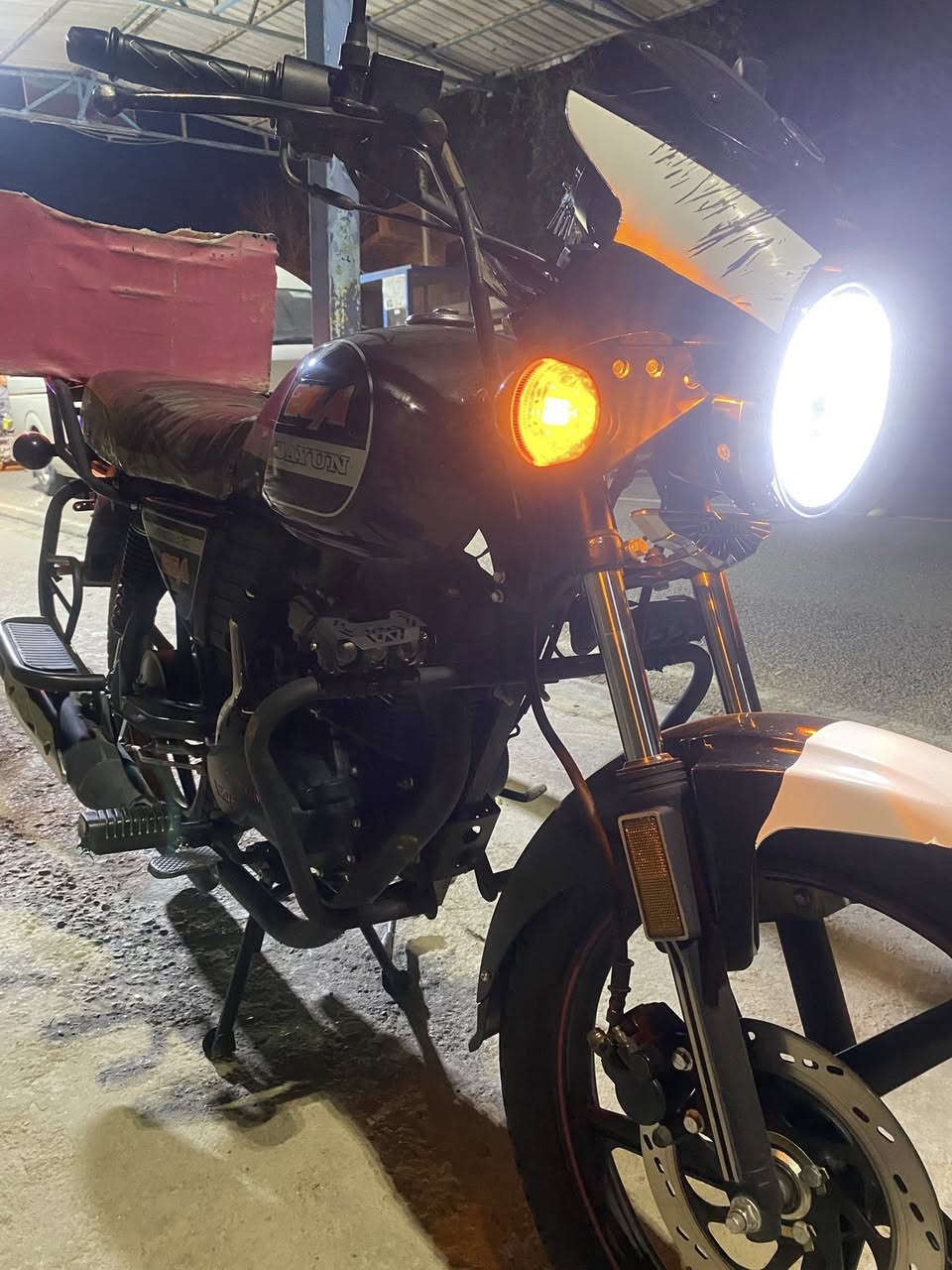 ‏سلام عليكم دراجة للبيع ديون موديل 25 خير من الله وماشي بعد زيرو مرقم أربيل تحويل مكانة
‏ مدخل الهويدر والسعر خاص 
‏ولا رقم الهاتف ***********￼￼
