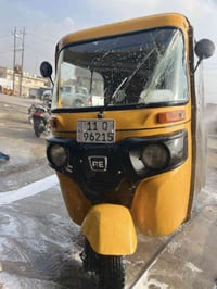 تكتك 20 رقم وسنويه بيها تنقيص فقط رايدها 7 وبيها مجال مكان بغداد زعفرا...