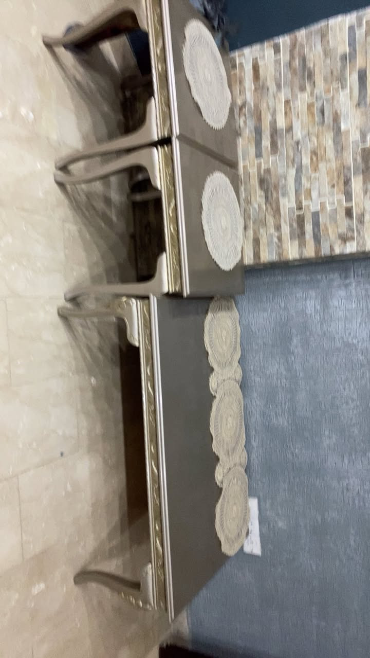 السلام عليكم… تخم جديد من المختار سنتر ٨ مقاعد بمليون وربع


**إذا كنت صاحب هذا الإعلان وتريد حذفه لأي سبب، رجاءا أرسل رسالة إلى الدعم الفني**