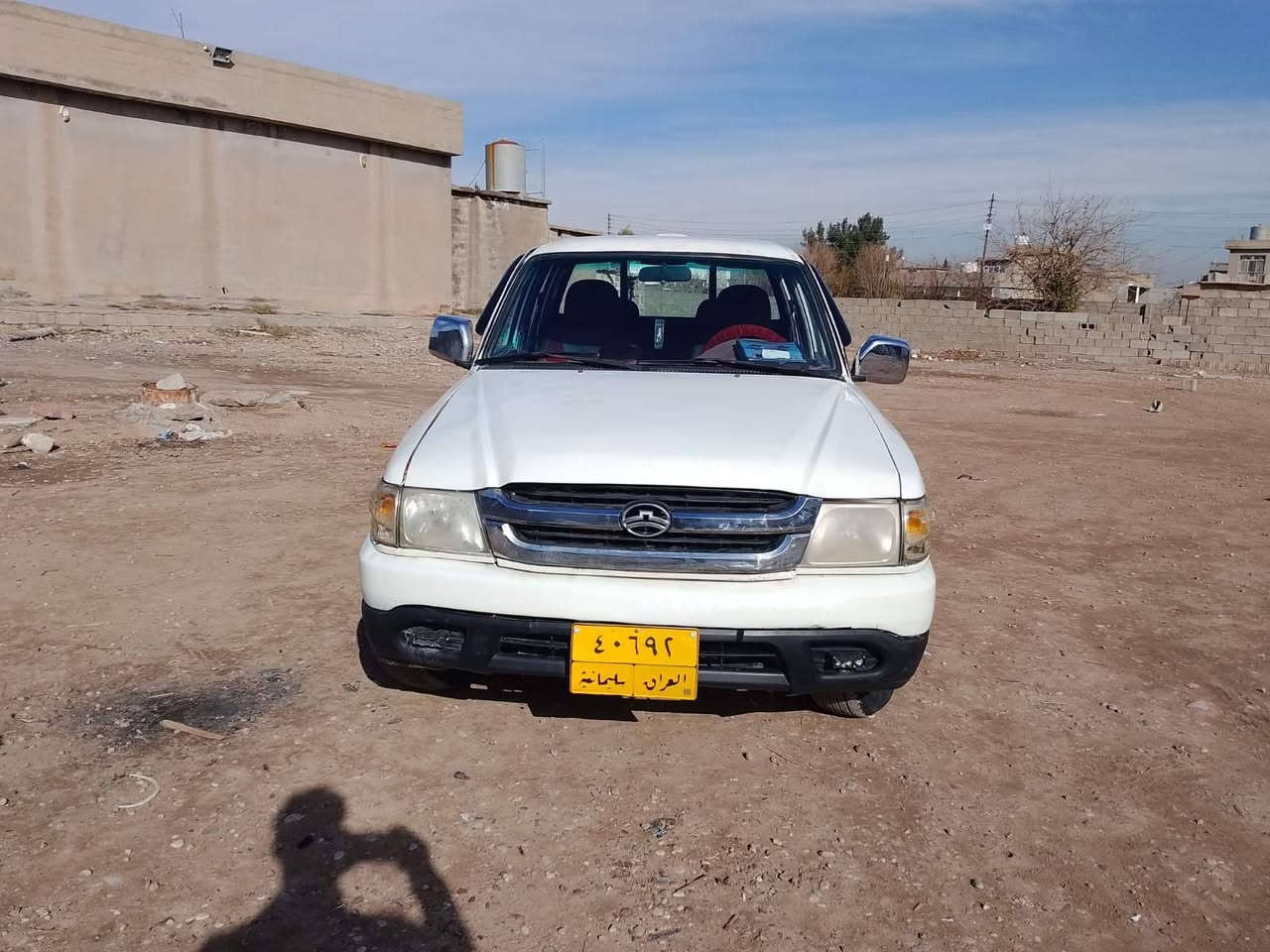 سلام و علیکم  دێر ژمارە سلێمانی وەرگەرانێکی خەفیفی هەیە یەک وێنەکانم هەمووی دانایە شانە و بستەک سەقفی هەیە هەندێ ساردە کوتیشی هەیە یەک چاملغی پێشی سبوغە گێر و مەکینەی بێ حەیبە سیارەکی جاهیزە ژمارەیکی ون بوە لەرێگا کارەبای مەزبوت  و ژینەکەی جارێک دراوە بەناوکردن و وەکالە بێ کێشەیە وێنەی هەموو شتێکم داناوە 50وەرەقە و معملە لەهەولێرم *********** فایبەر واتسئاپ
