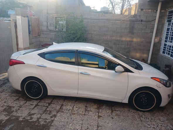 سلام عليكم النتره 13 وارد امريكي  ليبل واحد ضربته  بصيطه  شبر من جاملغ وربع صابع من الباب
مكينه 1800 نضيفه  تخم تاير  سياره بسمي رقم نكليزي مكاني بغداد سعر 110  ***********
