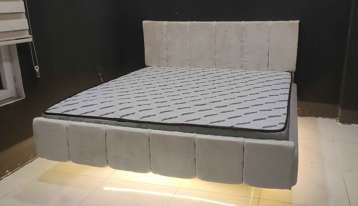 سیسەمی سیحری یان هەوایی بەجوانترین دیزاین و ژێری ئاسن و تۆکمە دەستکردی خۆمانە گڵۆپی لیدی لە ژێرە نرخی 180 هەزارە بێ دۆشەک لە سلێمانیم
گەیاندن  و بەستن تەنها 5 هەزارە بۆ سلێمانی
*********** السليمانية, العراق
