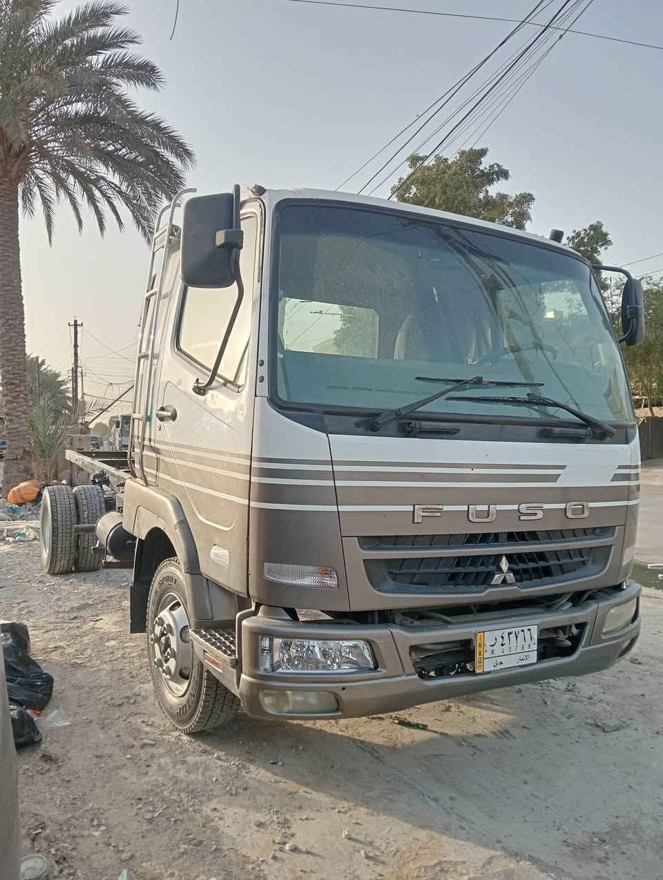 سلام عليكم فوسه بزون مديل 1995 رقم لانبار سيار جديد معروضه 185 وبيها مجال رقم تليفون ***********
