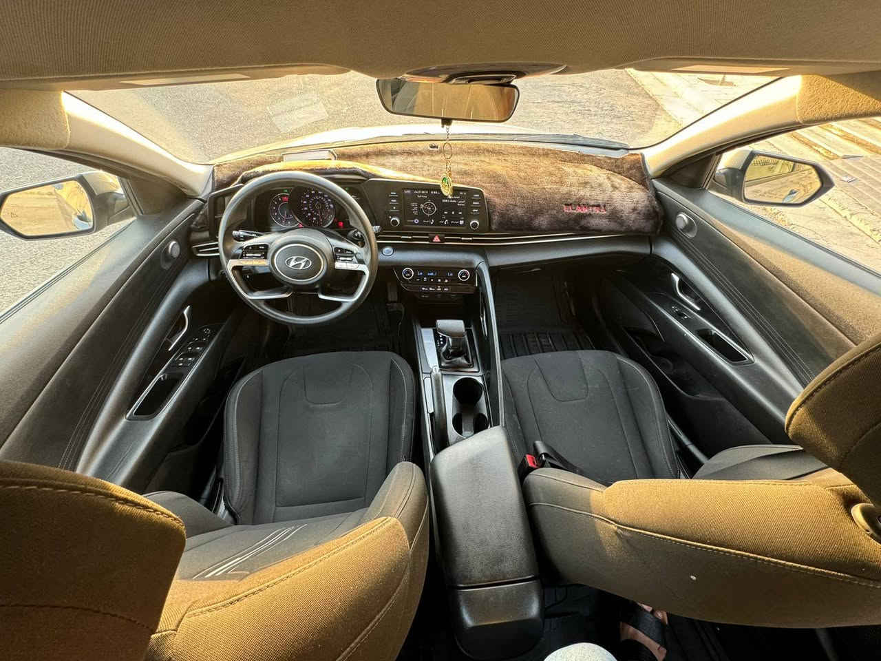 السلام عليكم
النترا مديل ٢٠٢٢ أمريكي
 حادثها جاملغ وبنيد بدون دواخل
 لا لغود ولا شواصي
مكينه الفين دوش
ماشية 49الف فقط 
مواصفات
بصمه
تحكمات ستيرن جهتين
رادار بصمه أبواب
تشغيل عن بعد
رقم كربلاء بأسمي حره
للاستفسار اكثر اتصل
***********
