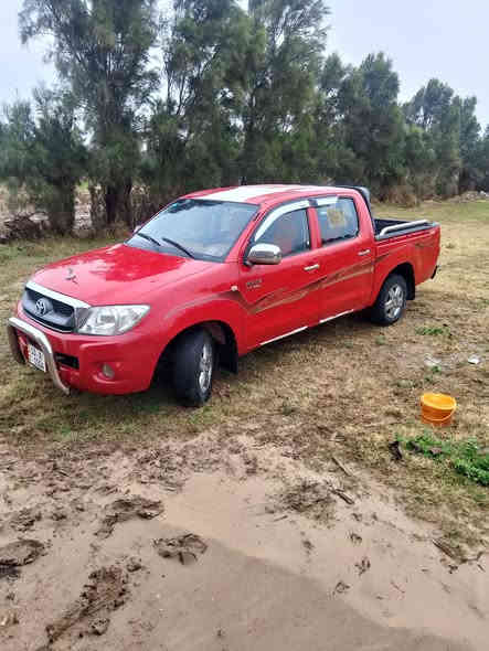 السلام عليكم للبيع بيكم فلاونزه موديل 11 كويتي شاصي 19 رقم ميسان تحويل ثاني يوم  كير عادي مبدل جاملغ  تعديل على بارد تخم تاير 
السعر170بيها مجال
رقم ***********
