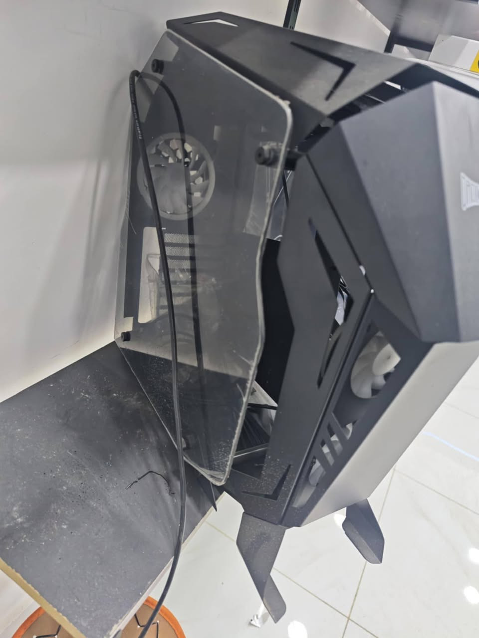 كيس جديد 7 فانات ار جي بي وهاب
قيم واخذ
***********
