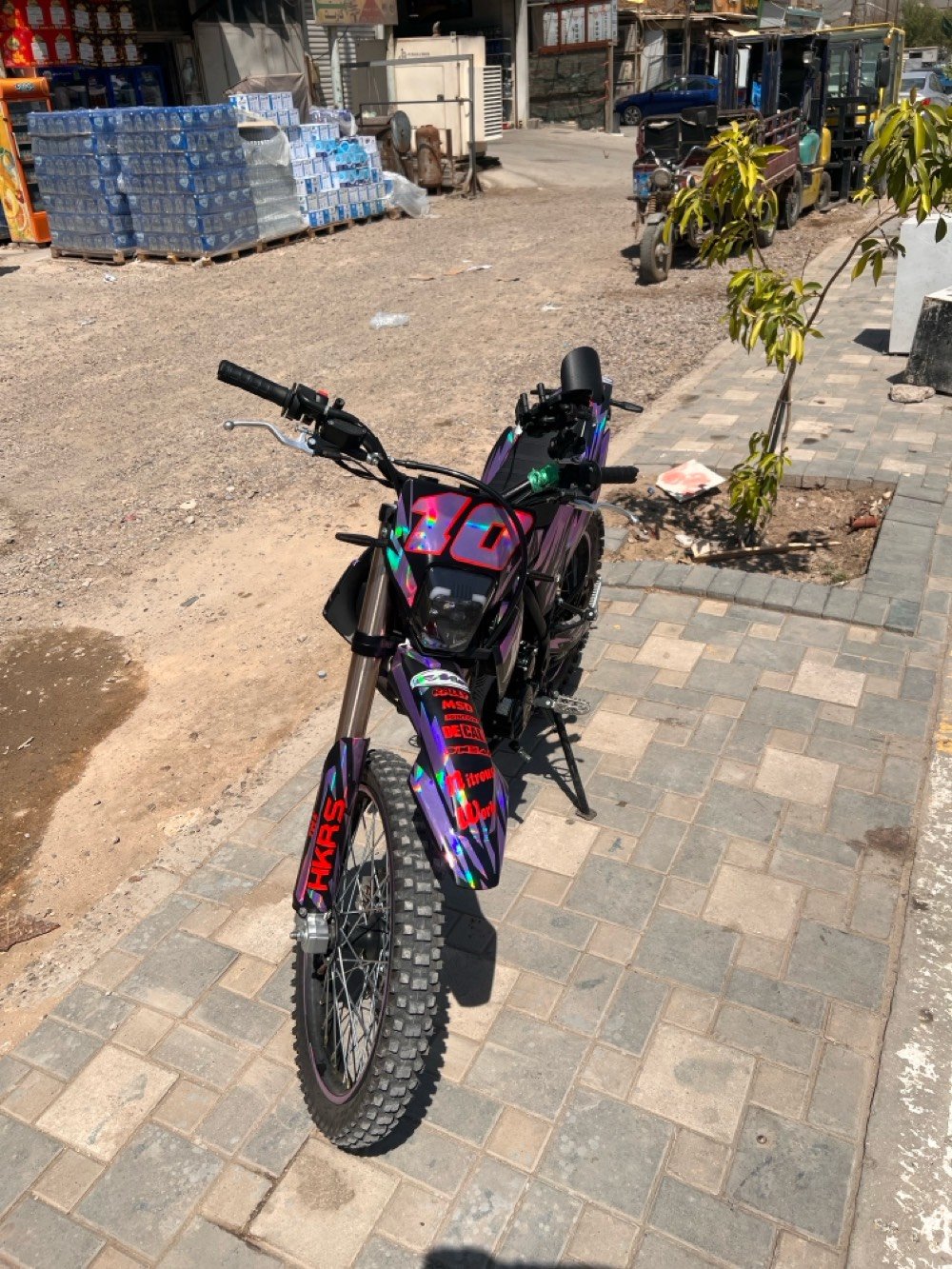 للبيع دراجه  قفاز 350cc CRX مديل2025 السعر واحد٩٠٠ بيه مجال 
كفاله عامه راقم الهتف  السعر ***********