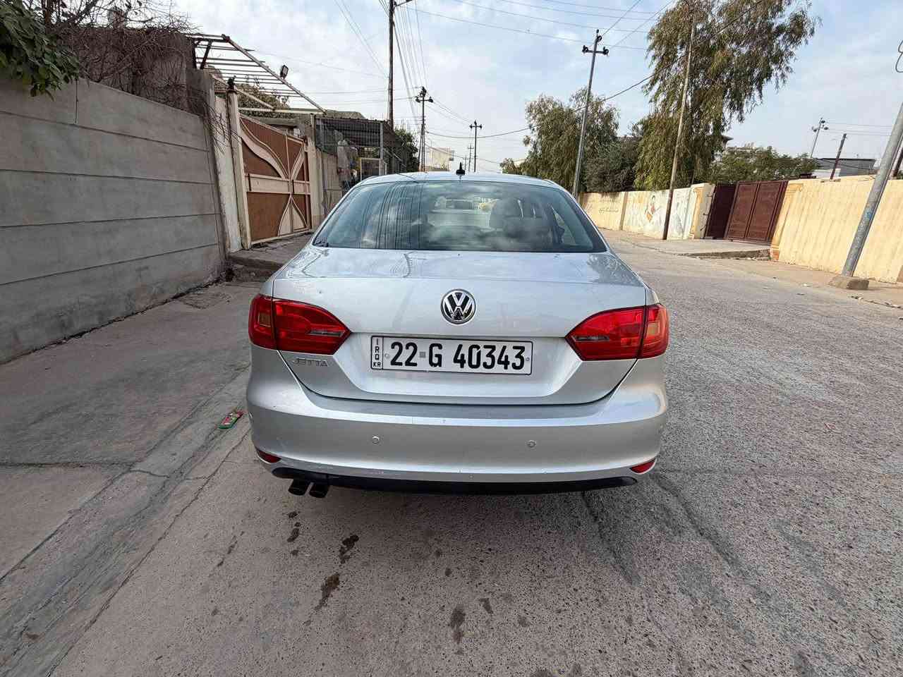 فولكس واكن وارد خليجي موديل 2015 حجم المحرك 20 تنفس طبيعي كير محرك شرط مامفتوح مواصفات السياره عادي جامات كهربائي اي بي اس
ويل كروم تبريد شغال تدفئه شغال صدر جديد طخم تايرات جديد سنويه لحد 2027 سيارة جاهزه شرط تحويل ظرر السيارة بدون دواخل بجم كبس صندوك كبس بيها 4 قطع صبغ شرط مابي دواخل مكان السيارة كركوك سعر اسيارة (97$) بي مجال لطيبين
***********
*********** كركوك, العراق
