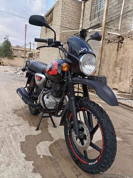 سلام عليكم متاح بوكسر جبلي
موديل 2022 شكل 2023 ما مشتغله دلفري 
ماشيه عشر تألف مال بيت المكينه كفاله من 
كل شي الدراجه خير من الله نضافته مثل ما 
واضحه بل صور الرقم بغداد انكليزي 

‏‪***********‬‏.  السعر 2300
