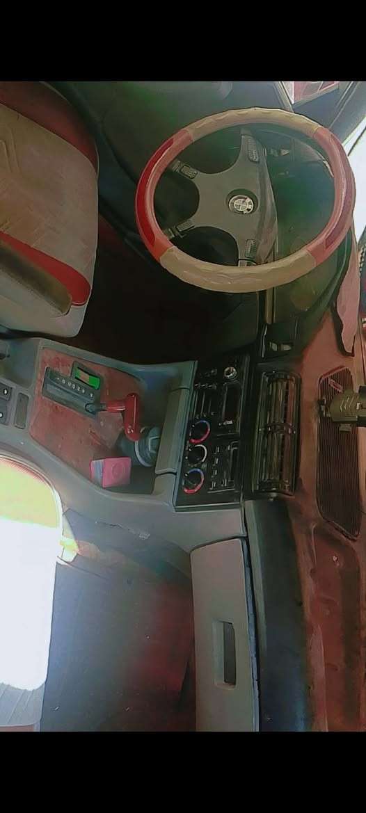 سلام عليكم سياره جاهزه من كلشي سعر 38بيه مجال ***********
