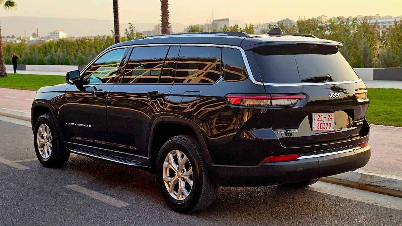 جيب كراند جيروكي 
موديل 2023

مواصفات ليميتد  

كشنات جلد
كشنات ميموري (خزن)
كشنات تدفئة
كشنات تبريد
بردات (مظلات)
كاميرا 360 درجة
رادارات 360 درجة
تبريد مركزي
تشغيل عن بعد
فور ويل درايف
صندوق جك
مراية كاميرا
وایرلێس چارچ 

ميزات و مواصفات اكثر 
سیارە بدون سبخ بدون تبدیل بس چاملخ سکن شویە پیدیئاڕ 

سيارة ماشية 28000 مایل 
سيارة ما بيه اي نواقص 

السعر: 330 $ 

للمعلومات  
*********** السليمانية, العراق
