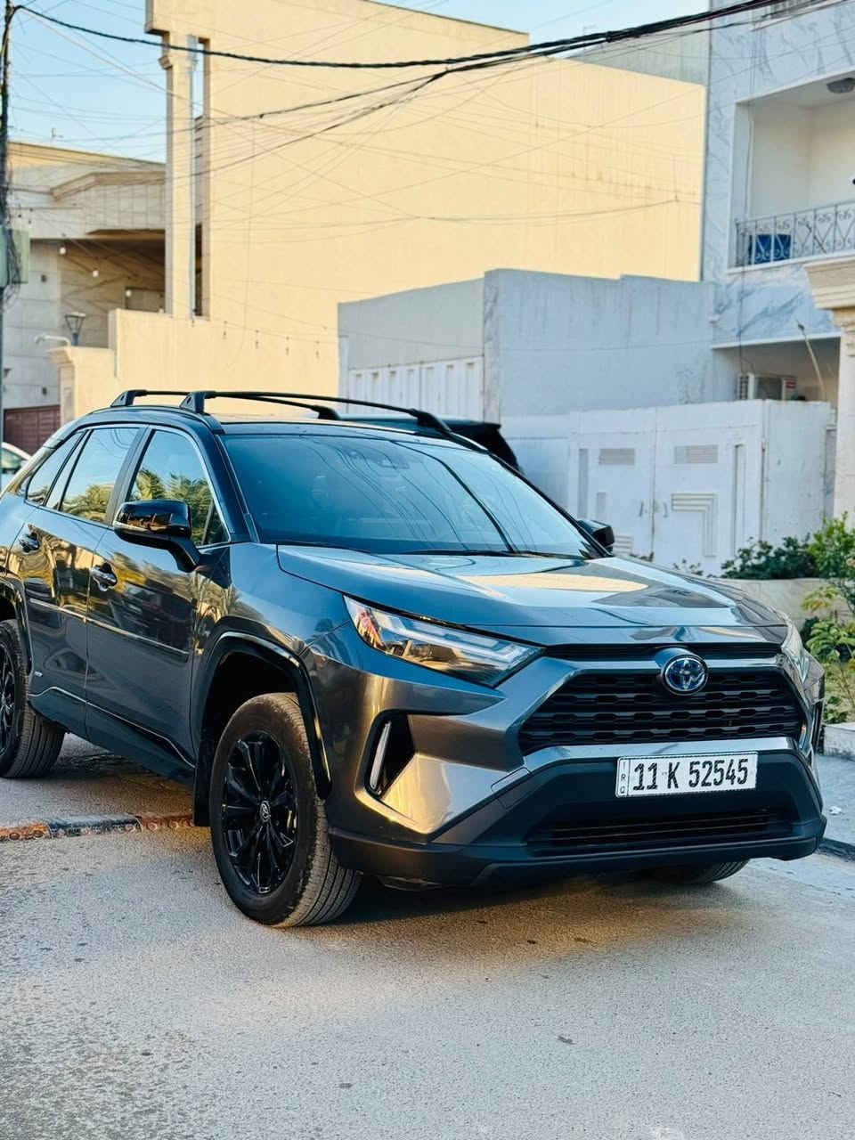 راف فور xse 2023 هايبرد فول مواصفات 
حادثها موضح بالصور ايرباك دركه فقط 
ماشيه ٤٥ ميل 
اي نقص مابيها السياره 
العنوان بغداد زيونه 
صبغ بنيد وجاملغ وربع باب السائق من امريكا 
السيارة باسمي هزه جديده تحويل ثاني يوم
السعر ٢١٧ ورقه وبيها مجال 
للاستفسار 
***********
