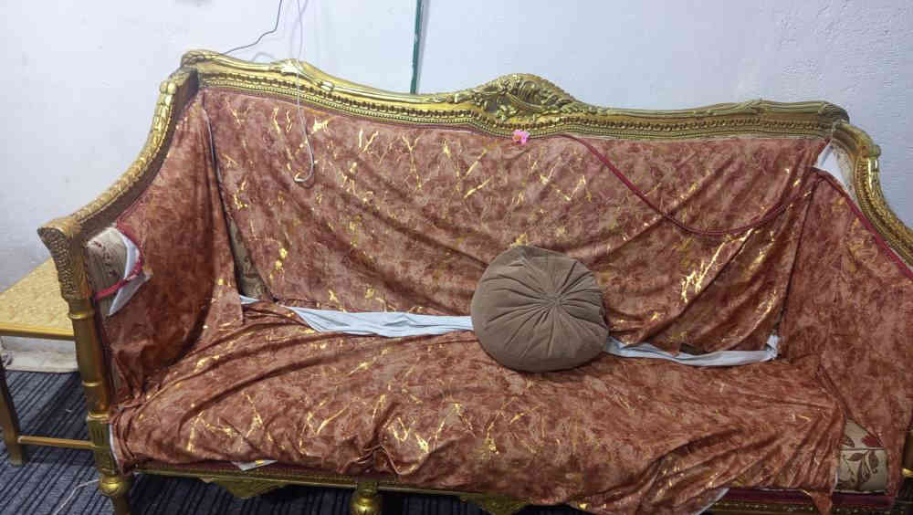 تخم قنفات ملكي 6قطع السعر200الف
البصره دورالشرطه76شارع84
واتساب***********
