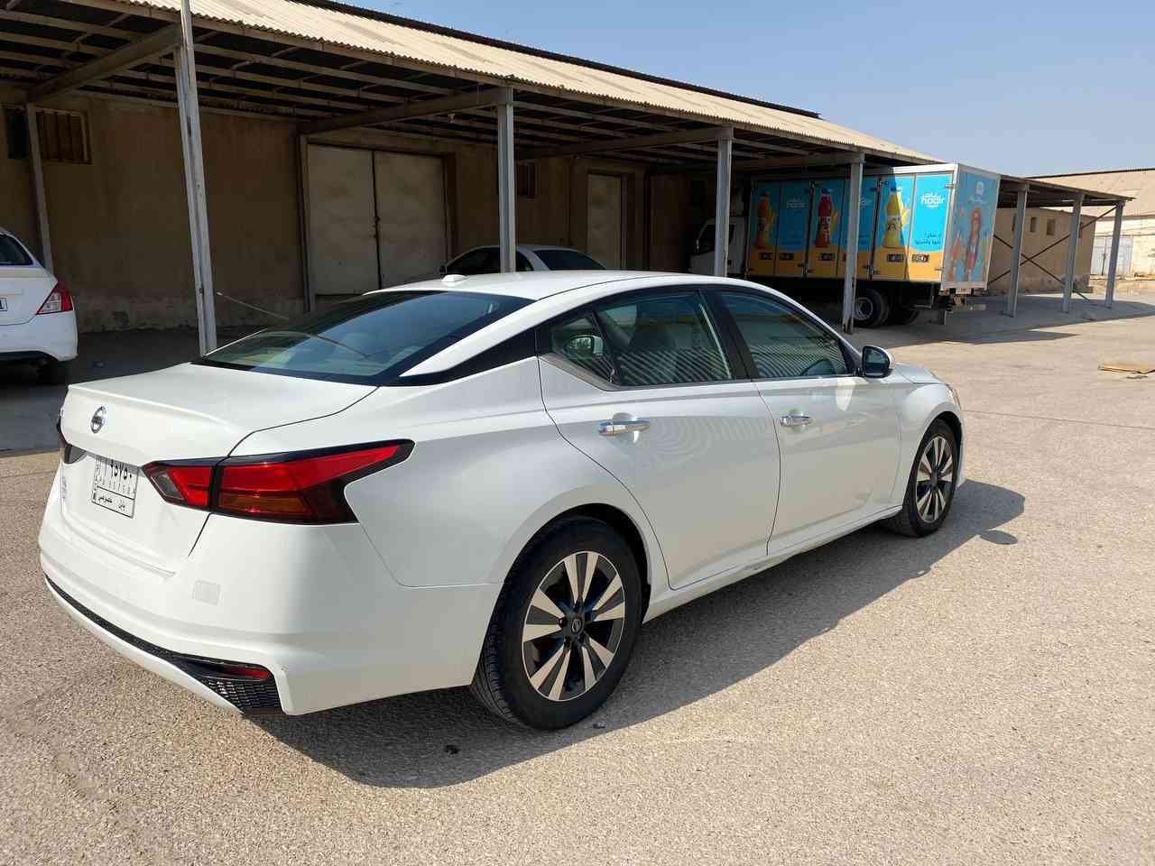 نيسان التيما S موديل 2020 للبيع 59,000 ميل 

السيارة بيها أدامة كاملة وجديدة قبل اسبوع وتشمل:
 • تخم نوزلات
 • تخم بلكات
 • فيت بم
 • دهن كير
 • دهن مكينة
 • تنظيف غرف الاحتراق
 • جويتر + برمجة كاملة

ملاحظات نواقص بكل أمانة:
 • بك لايت خلفي جهة الجاملغ
 • شوية أشياء استهلاكية بسيطة بالحداديه
 • ترتيبات خارجية خفيفة جدًا

السيارة باسمي
رقم بابل
السعر مناسب جدًا: 13,200 وبيها مجال 

للاستفسار ***********
