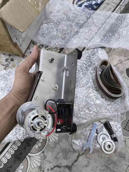 قطعه جديده نقص محوله الكهرباء فقط 
التفاصيل واضحه بالصور والفيديو 
الي تخدمه ينطي بيه سعر يرضي الله وبالعافية
