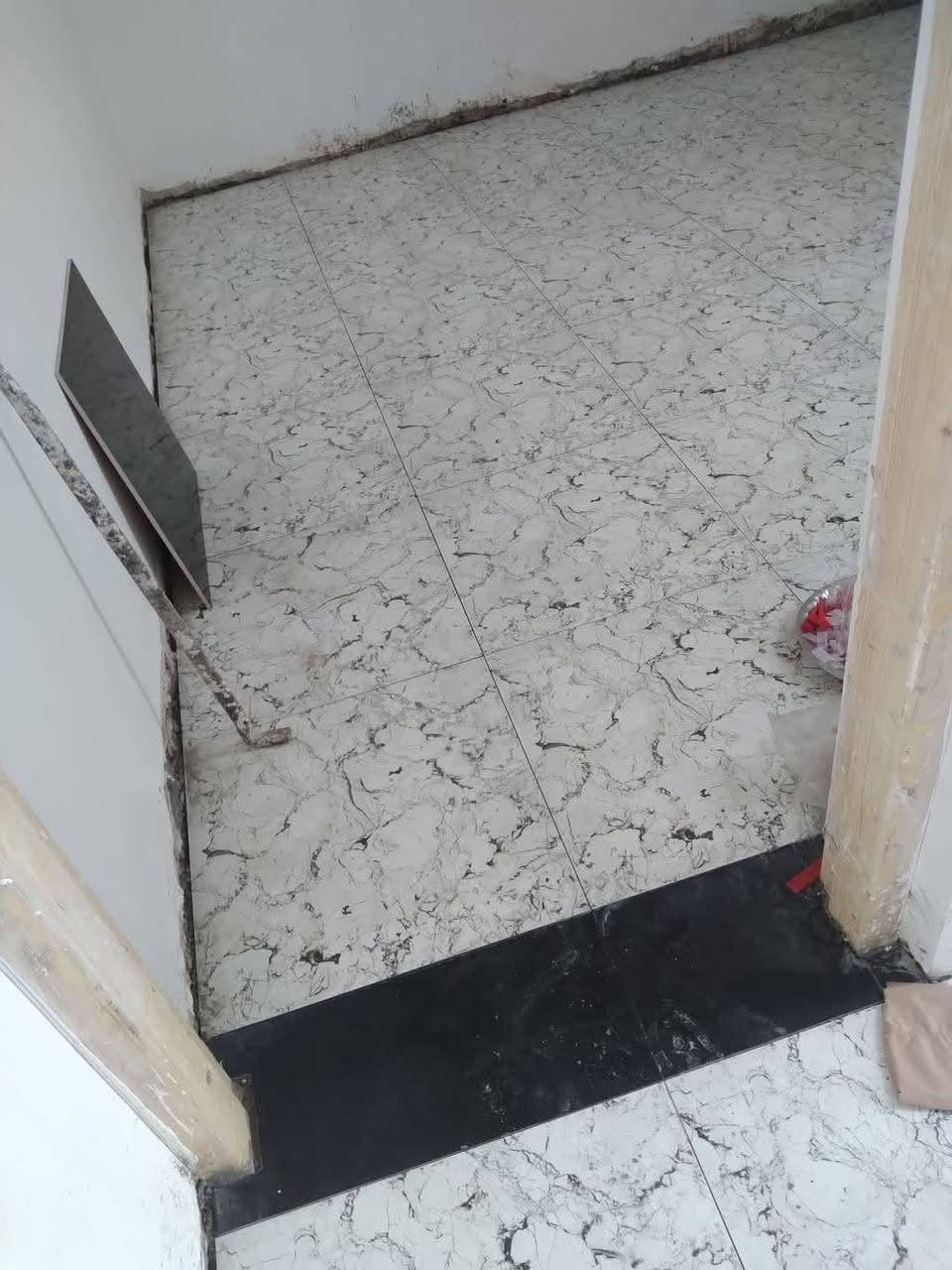 اصطه ارضيات كاشي مرمر بورسلين من الموصل اشتغل موصل بغدادتكريت كركوك ابات موقع العمل رقمي ***********بي واتساب
