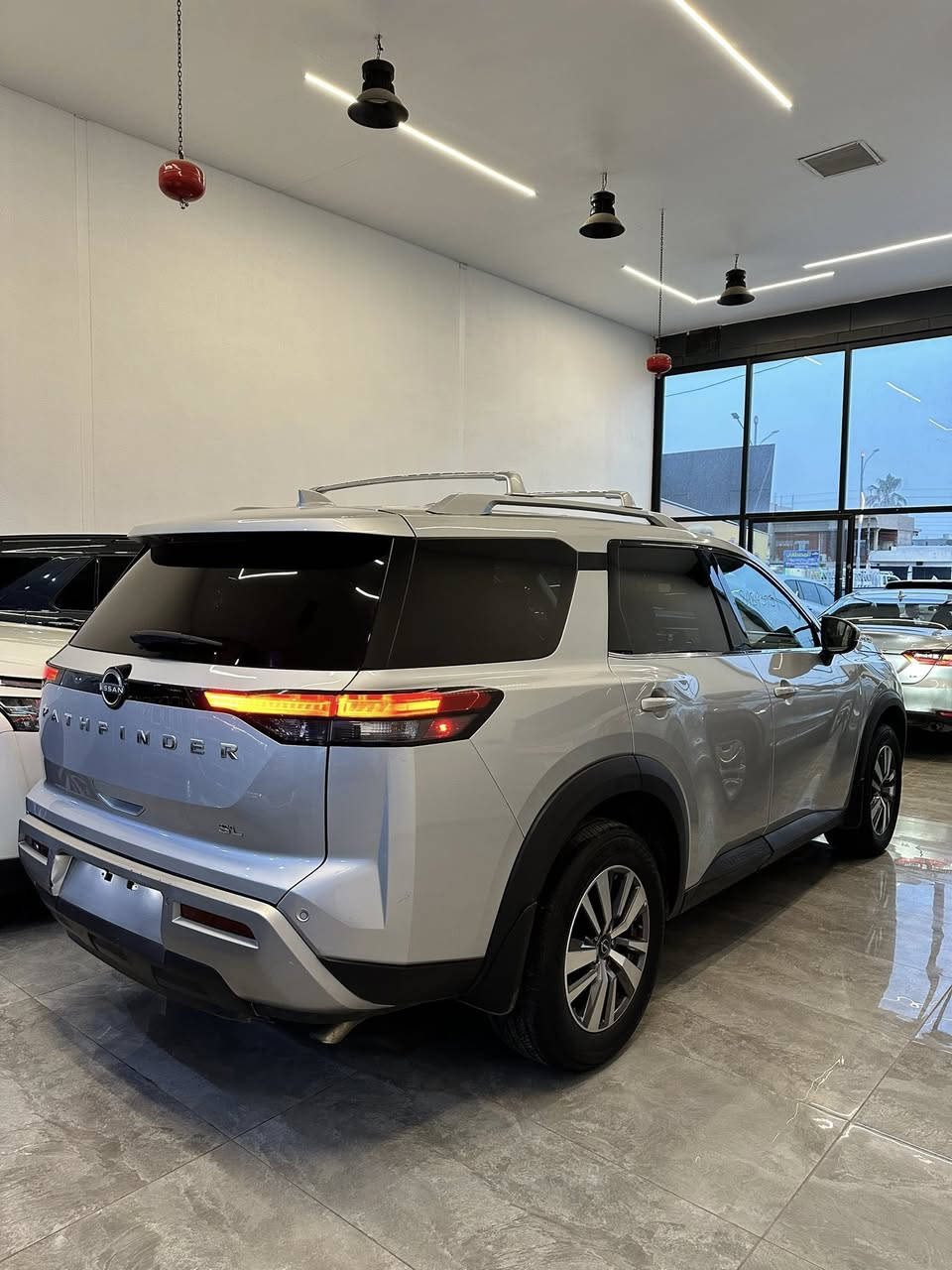 NISSAN PATHFINDER SL

اللون : : سلفر

الموديل : 2023

السعر. 263 ورقه

نوع المحرك : 6 سلندر

عداد المسافه :  57 الف مايل

الضرر : كما موضح بالصور بدون صبغ بدون تبديل بدون تعديل

صور الضرر و رقم الشاصي مرفق

بدون رقم تترقم ( اربيل - دهوك - سليمانية )

المواصفات : SL

خمس كاميرات (360) 
بصمه تشغيل بصمة اربع ابواب
تشغيل عن بعد 
كشنات تدفئة امامي و خلفي  
ستيرن تدفئة شفتات استيرن 
كشنات كهرباء  بردات ابواب رادار امامي
رادارات جانبيه رادار خلفي  
منافذ USB امامي وخلفي 
شاشه كبيرة 
مانع انزلاق كروز سرعه
هاند بريك بصمه اوتو هولد
نظام ايكو نورمال سبورت 
حساس امامي و حساس خلفي 
تحديد مسار
صندوق كهرباء
7 راكب
العنوان كركوك شارع المعارض 
معرض العدل لتجارة السيارات الحديثه 
للاستفسار التواصل مع الأرقآم 👇
***********
***********
***********
