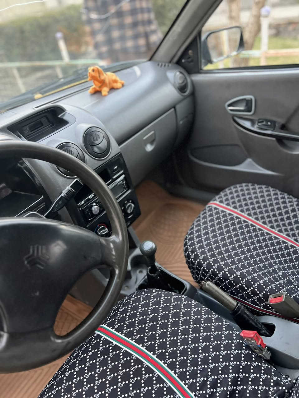 للبيع سايبه موديل 2012 السعر 28 وبيه مجال ***********
