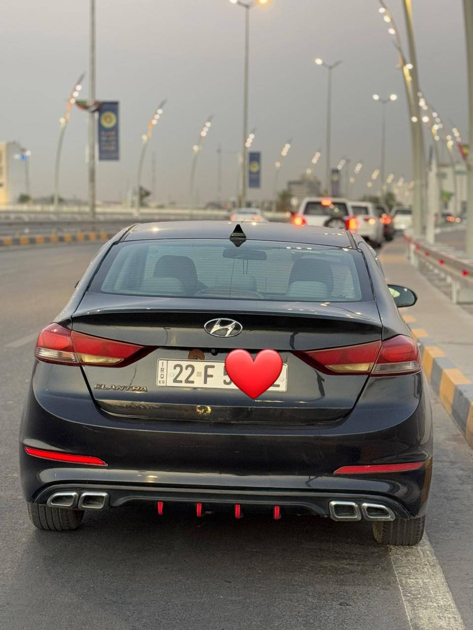 السلام عليكم 
النترا 2017 وارد امريكي
محرك 2000 دوش 
حادث جنطة بجم كبس بدون ايرباك وبارد موضح بالصورة
ايرباك سليم
محرك وگير خير من الله 
كامره دواره+شاشة اصلية+بدون فتحه+ ثلاث انظمة قيادة 
ادامة منظومة احتراق كاملة (تنظيف غرفة احتراق+تنظيف نوزلات+بلكات اصلي+فيت بم وكالة+فلتر بنزين وكالة)
تخم تاير
معروضة 120 بيها مجال بسيط
***********
